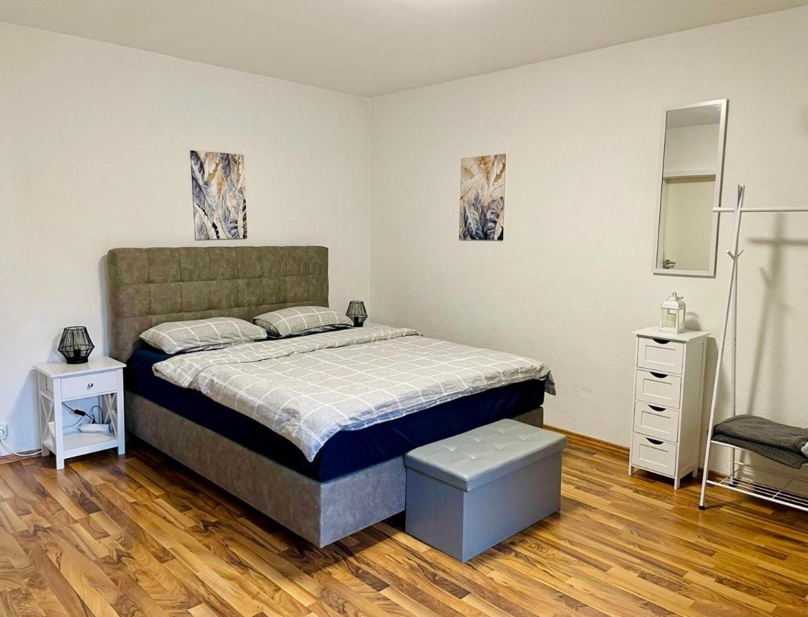 Easystay#1 Cozy Studio In Kliniknaehe, Mit Netflix,Kueche & Bad باد اوينهاوسن المظهر الخارجي الصورة